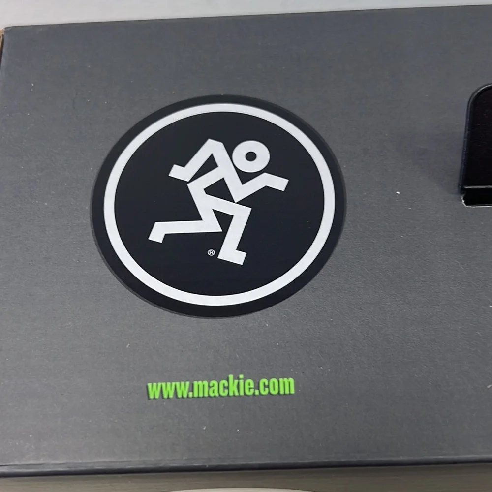 NIB/SEALED - Mackie MC-150 Professional Closed-Back Headphones, Black - Picture 10 of 10